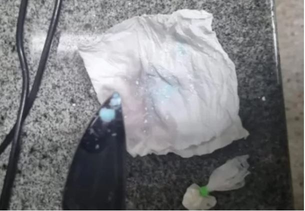 Bebê de 1 ano é internada após engolir cocaína e sangrar pela boca