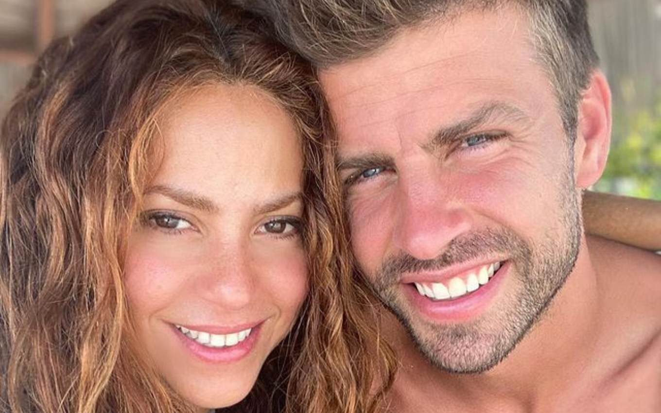 Shakira flagrou traição de Piqué com loira novinha, diz jornal; saiba detalhes