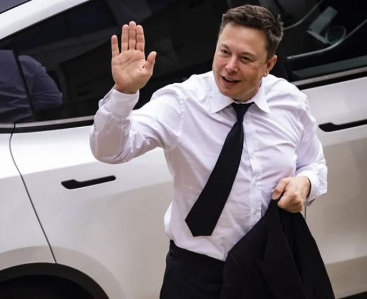 Elon Musk crítica home office, "é fingir que trabalha"