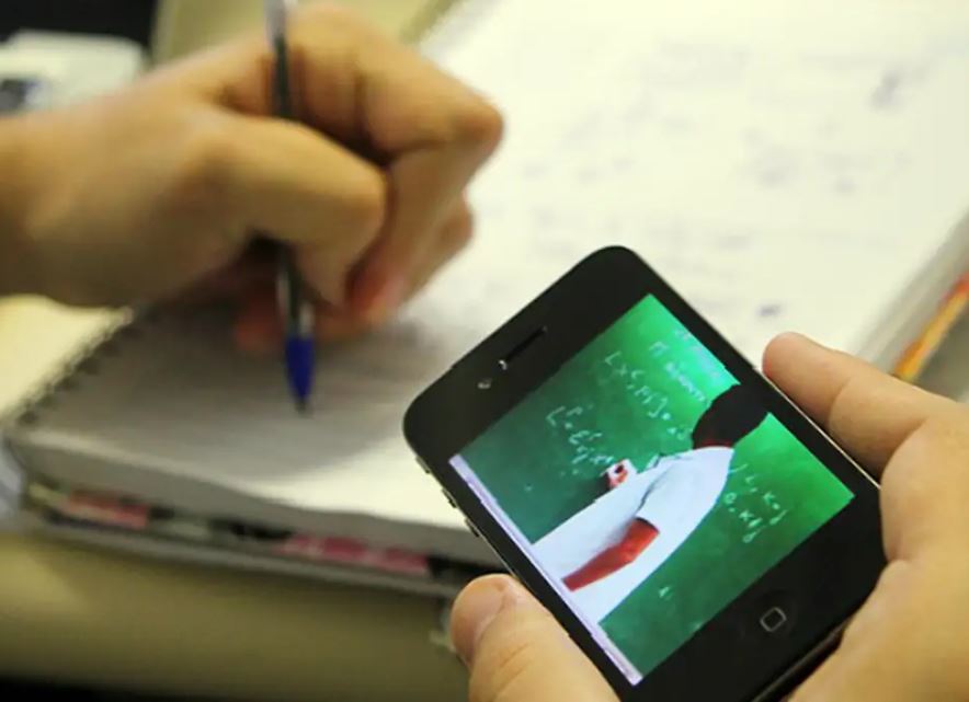 Faculdades e EaD podem aumentar o acesso ao ensino público superior