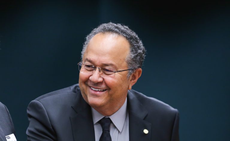 Republicanos, de Silas Câmara, diz que apoio a candidato a prefeito será decidido em junho