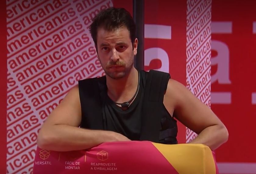 Após 8 horas de prova, Gustavo desiste da liderança e pede pra sair