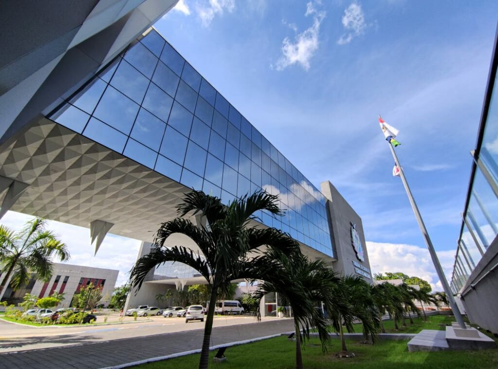 Divulgada lista definitiva de aprovados em estágio do TCE-AM; confira