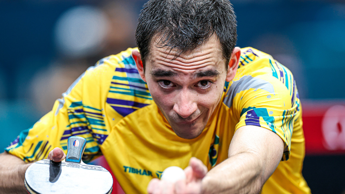 Hugo Calderano atropela Woojin Jang e está na semifinal do tênis de mesa 