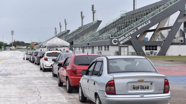 Veja locais de vacinação para pessoas de 18 a 59 anos sem doenças em Manaus