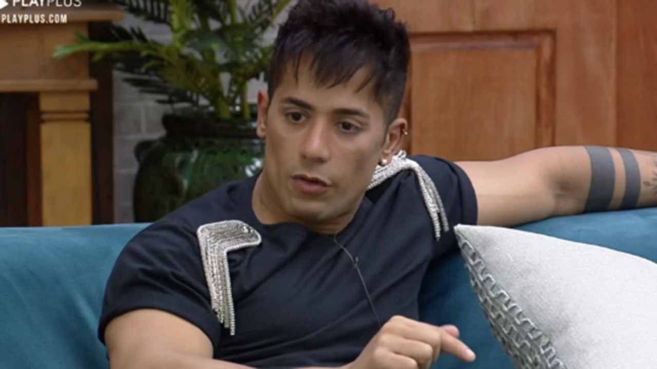 Tiago Piquilo está na roça após ser vetado de prova do fazendeiro em 'A Fazenda'