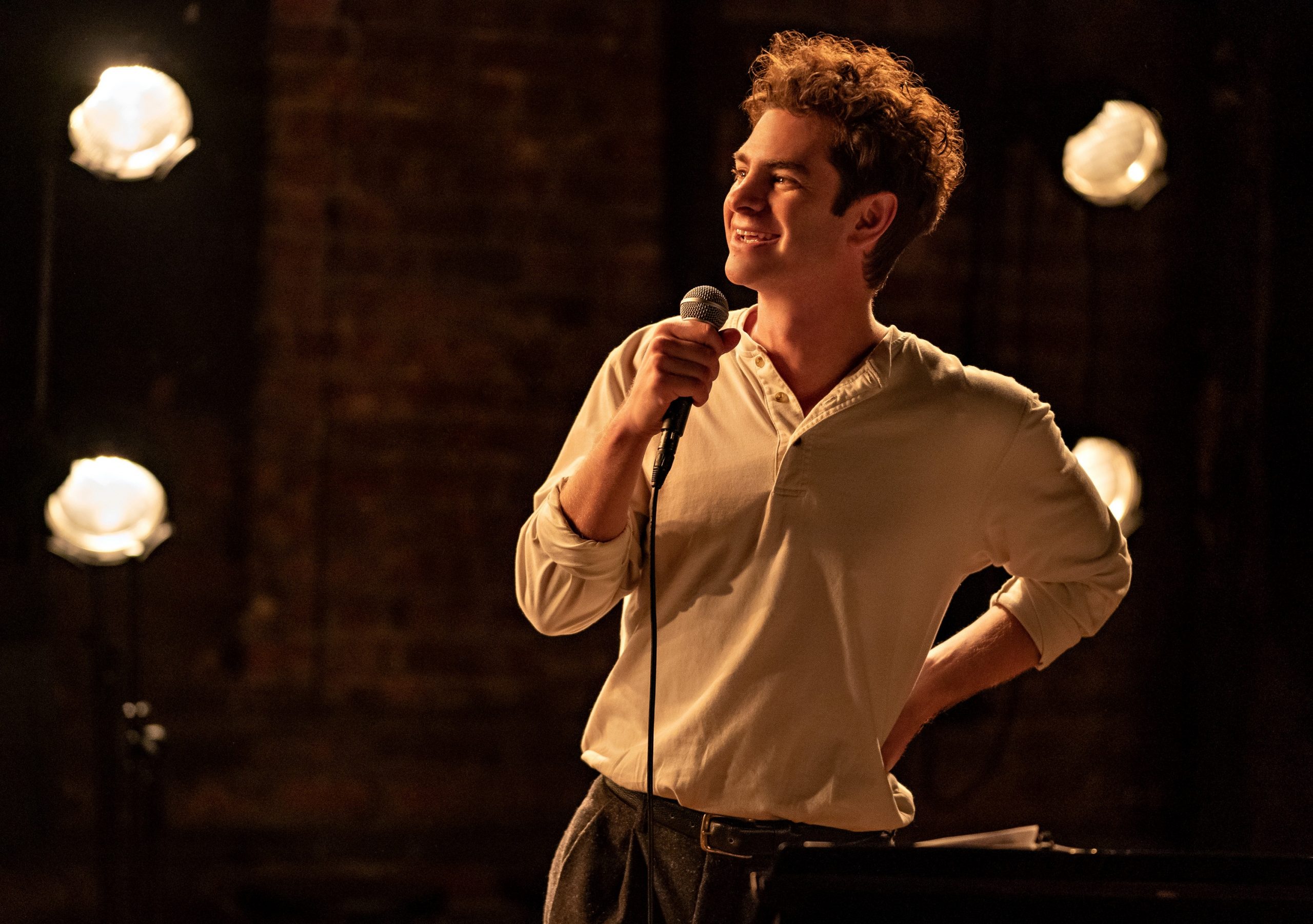 Andrew Garfield solta a voz no trailer oficial de ‘tick, tick…Boom!’