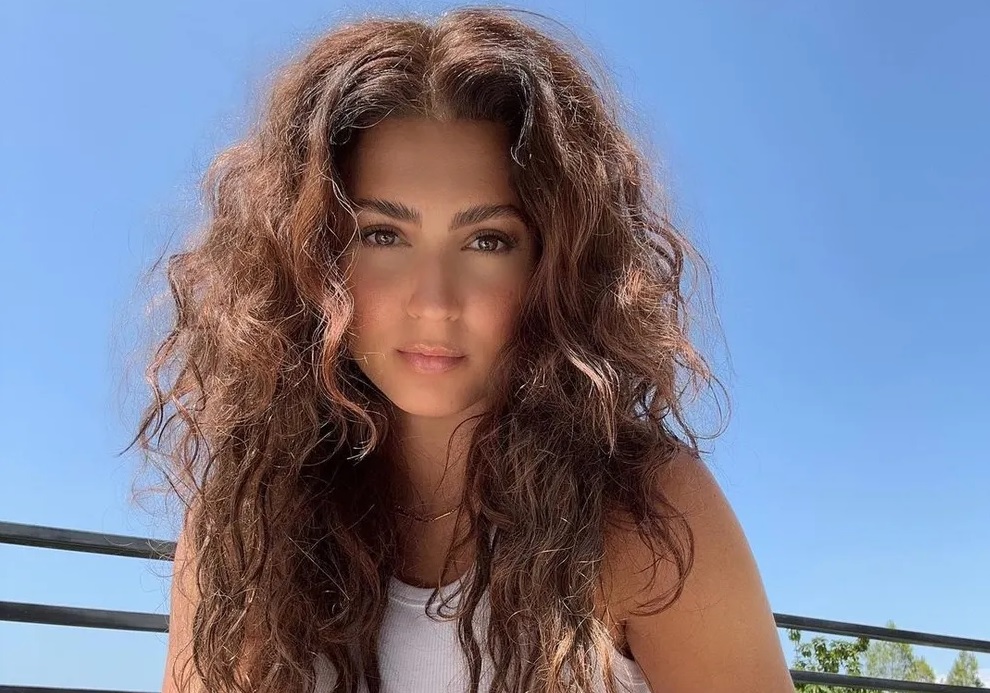 Cantora gospel Tori Kelly é internada na UTI com coágulos nos pulmões e pernas