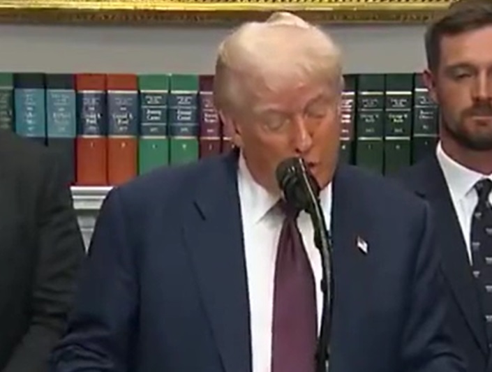 Trump ameaça aumentar tarifas contra o Canadá após reconhecimento à Palestina