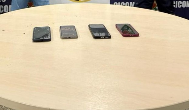 Jovem pula de carro em movimento durante sequestro no Parque Dez 