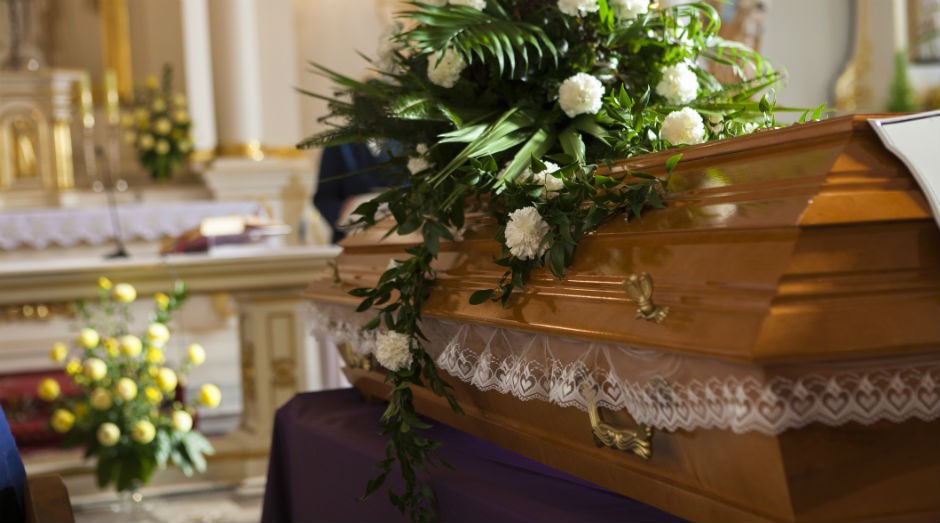 Dupla invade velório, mata homem e deixa outro ferido em Manaus