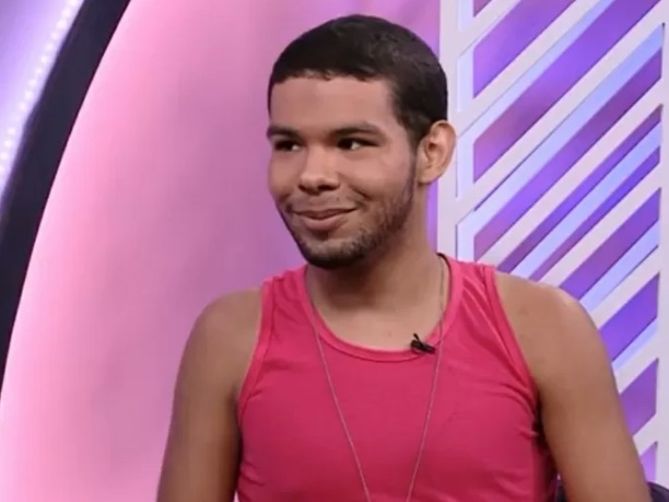 Eliminado do BBB22, Vyni declara amor por Eli: 'coisa de irmão'