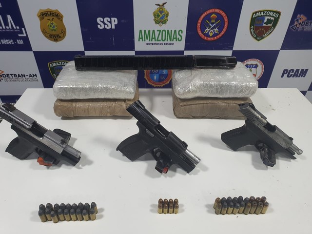 Tiroteio entre policiais e piratas de rio deixa um morto no Amazonas