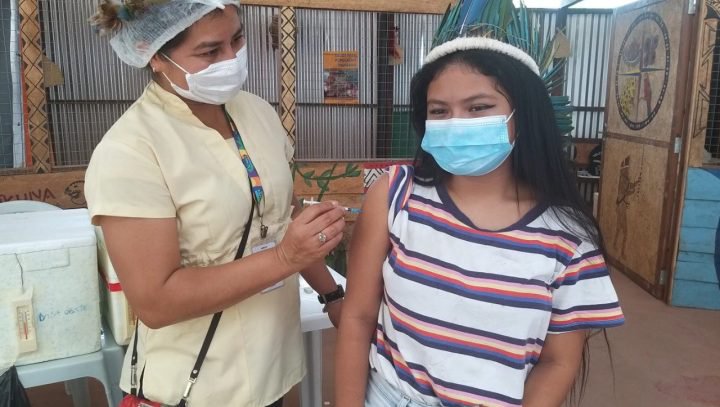 Posto temporário vai imunizar crianças indígenas contra covid-19 em Manaus