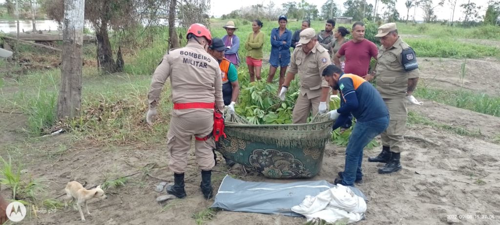 Tragédia: Mãe tenta salvar filha de descarga elétrica e as duas morrem eletrocutadas no Amazonas