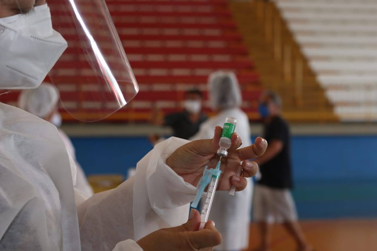 Três novas categorias podem ser incluídas em grupo de vacinação em Manaus 