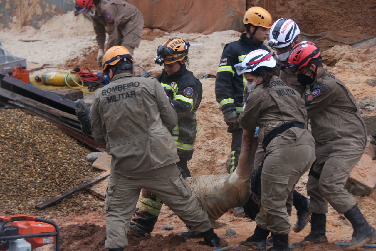Implurb volta atrás e diz que obra que matou pedreiros está legalizada