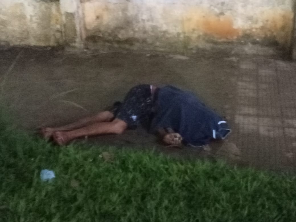 Homem é executado após partida de futebol na Compensa