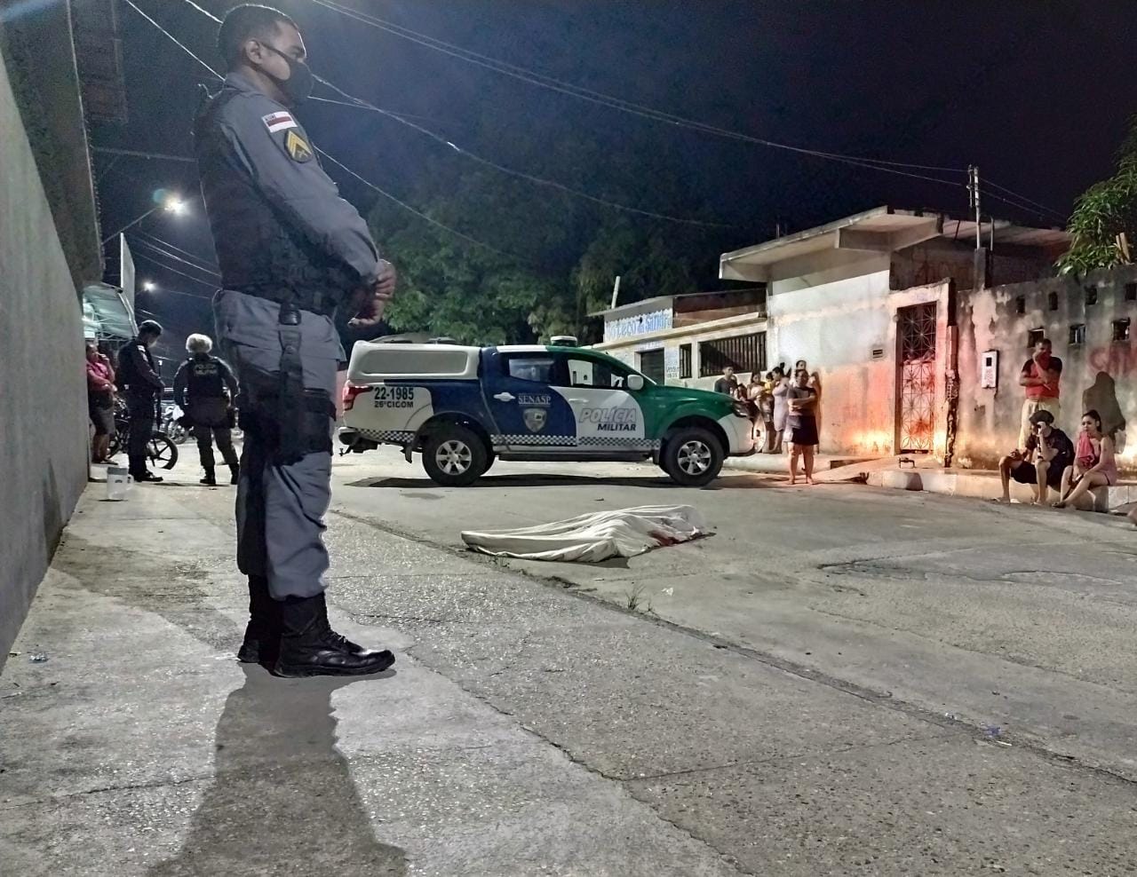 Jovem é perseguido por grupo e assassinado com 5 tiros em Manaus