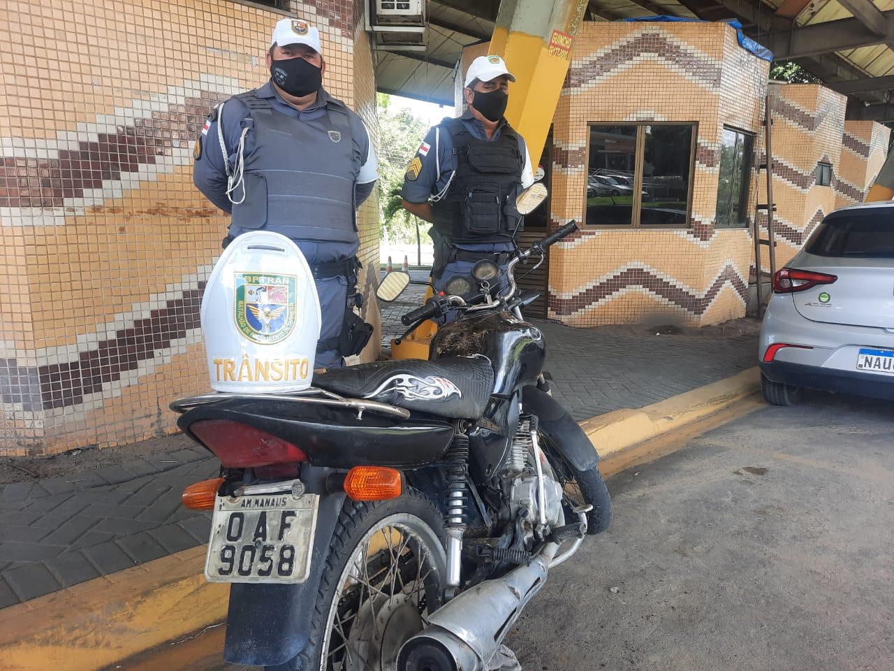 Homem é preso ao ser flagrado com motocicleta roubada na AM-010