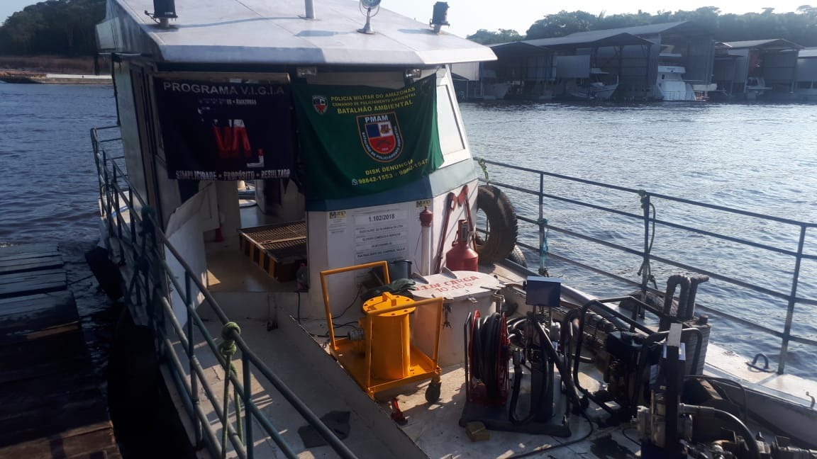 Homem é preso transportando 18 mil litros de combustível de forma irregular em Manaus