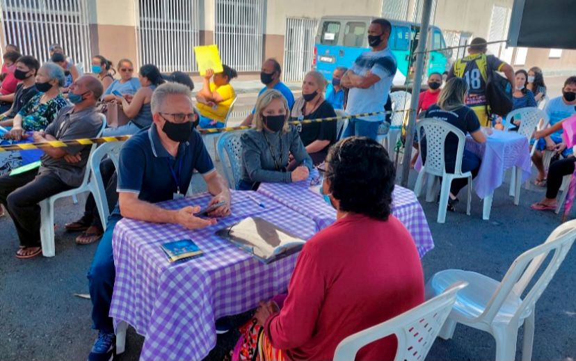 Atendimento itinerante beneficia dezenas de pessoas com certidões gratuitas; saiba como conseguir