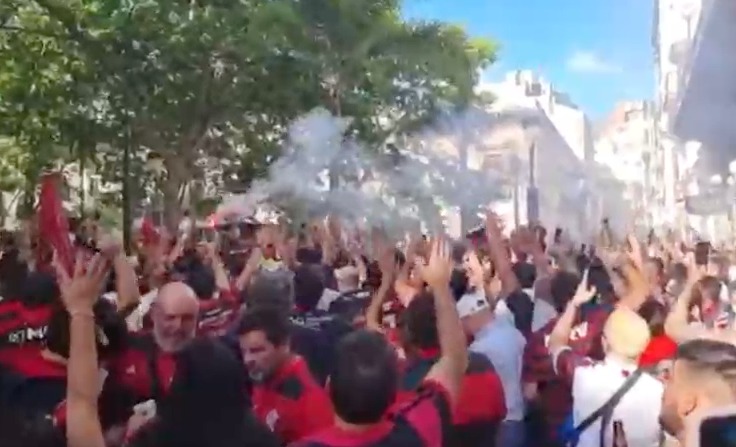 Flamenguistas de Manaus chegam a Punta Del Este em viagem para a final da Libertadores