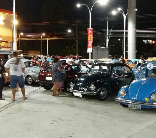 Fusca Clube realiza Encontro de Carros Antigos na Ponta Negra