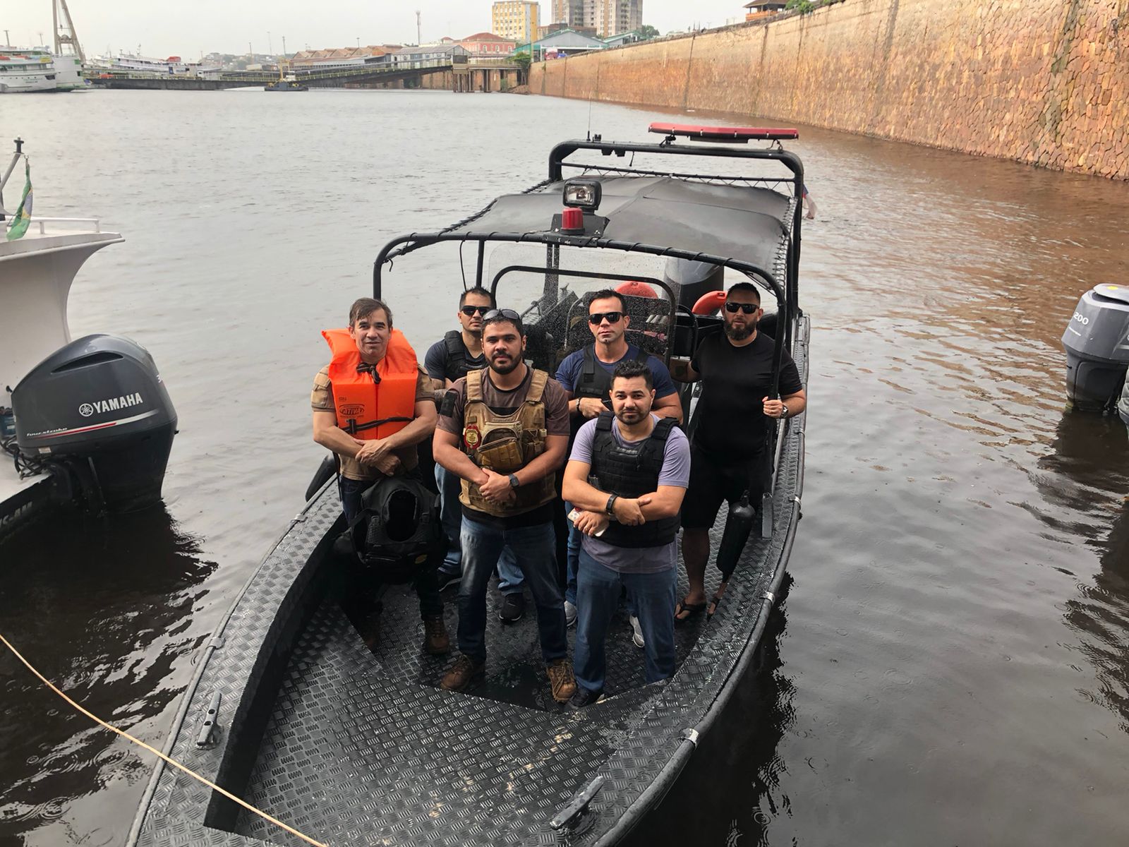 Casal é preso suspeito de aplicar golpe com venda de casas em Manaus