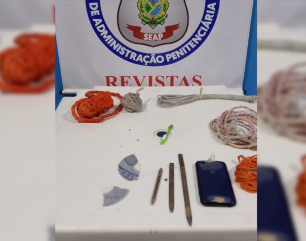 Celulares e armas caseiras são apreendidos durante revista em unidade prisional no Amazonas