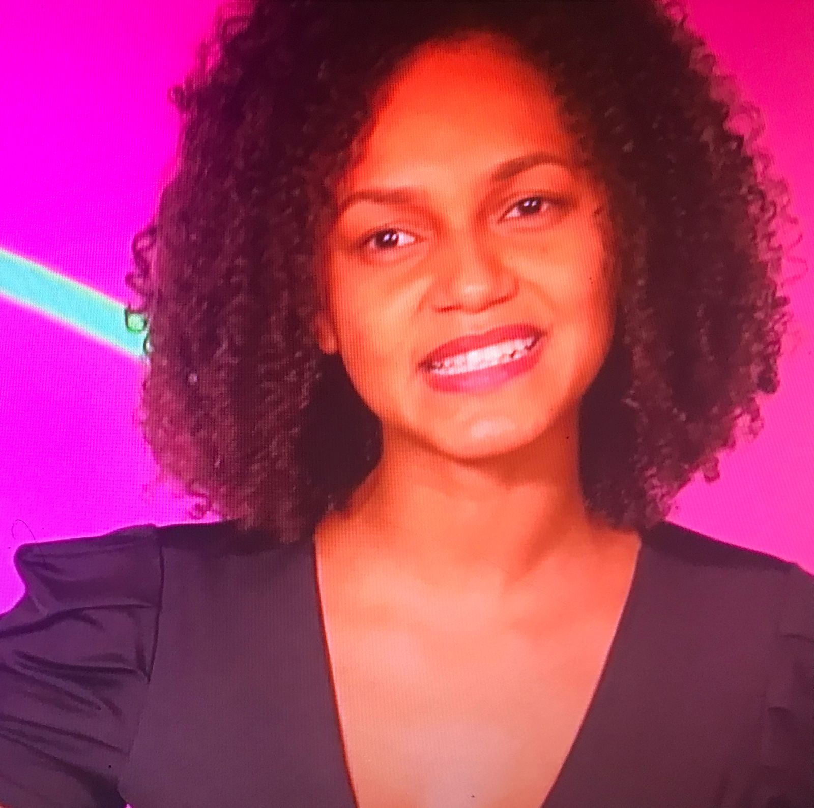 Professora de biologia é a terceira anunciada do BBB 22 