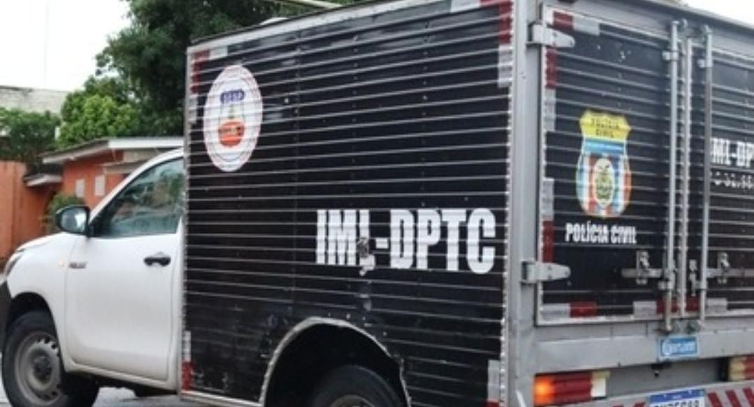 Feto de 3 meses é abandonado dentro de banheiro de UBS em Manaus