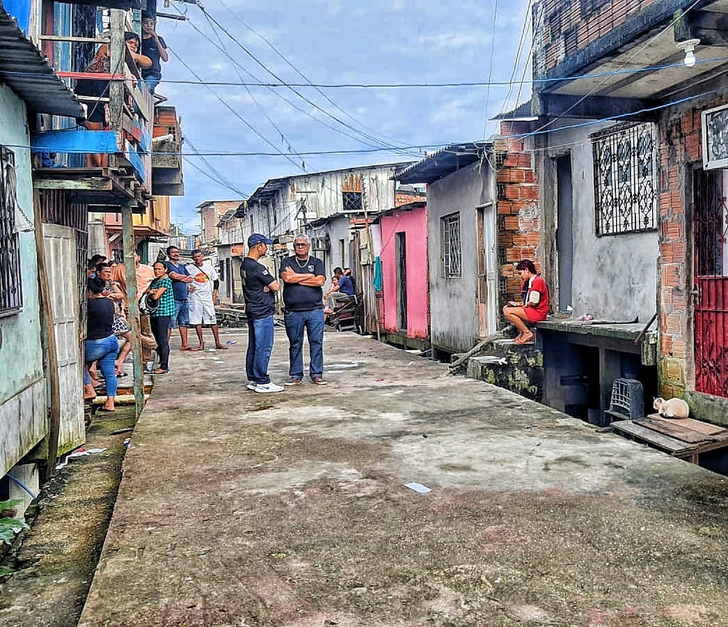 Jovem morto enquanto dormia estava jurado de morte por facção em Manaus