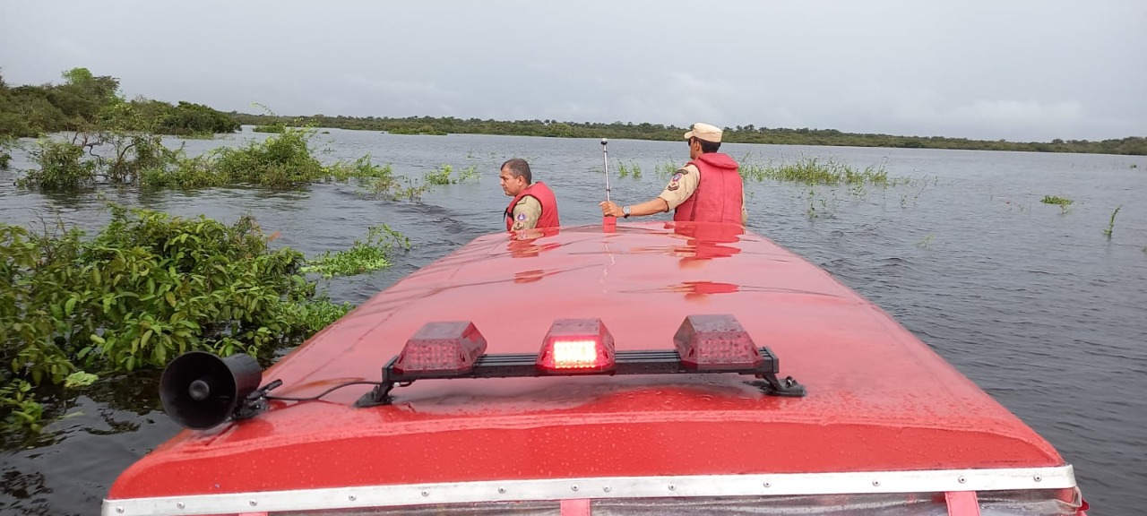 Força-tarefa faz varredura na área do Paricatuba no 10° dia de buscas por paraquedista