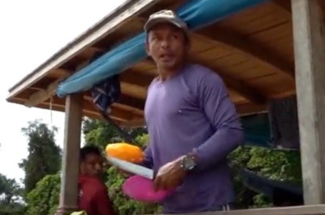 Vídeo mostra Bruno e equipe abordando embarcação de Amarildo: 'toma teu rumo aí'