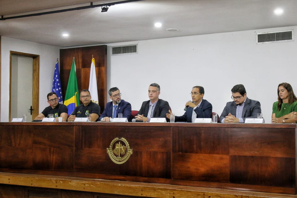 Operação Espólio: PMs ameaçavam forjar provas de crimes para extorquir empresários em Manaus
