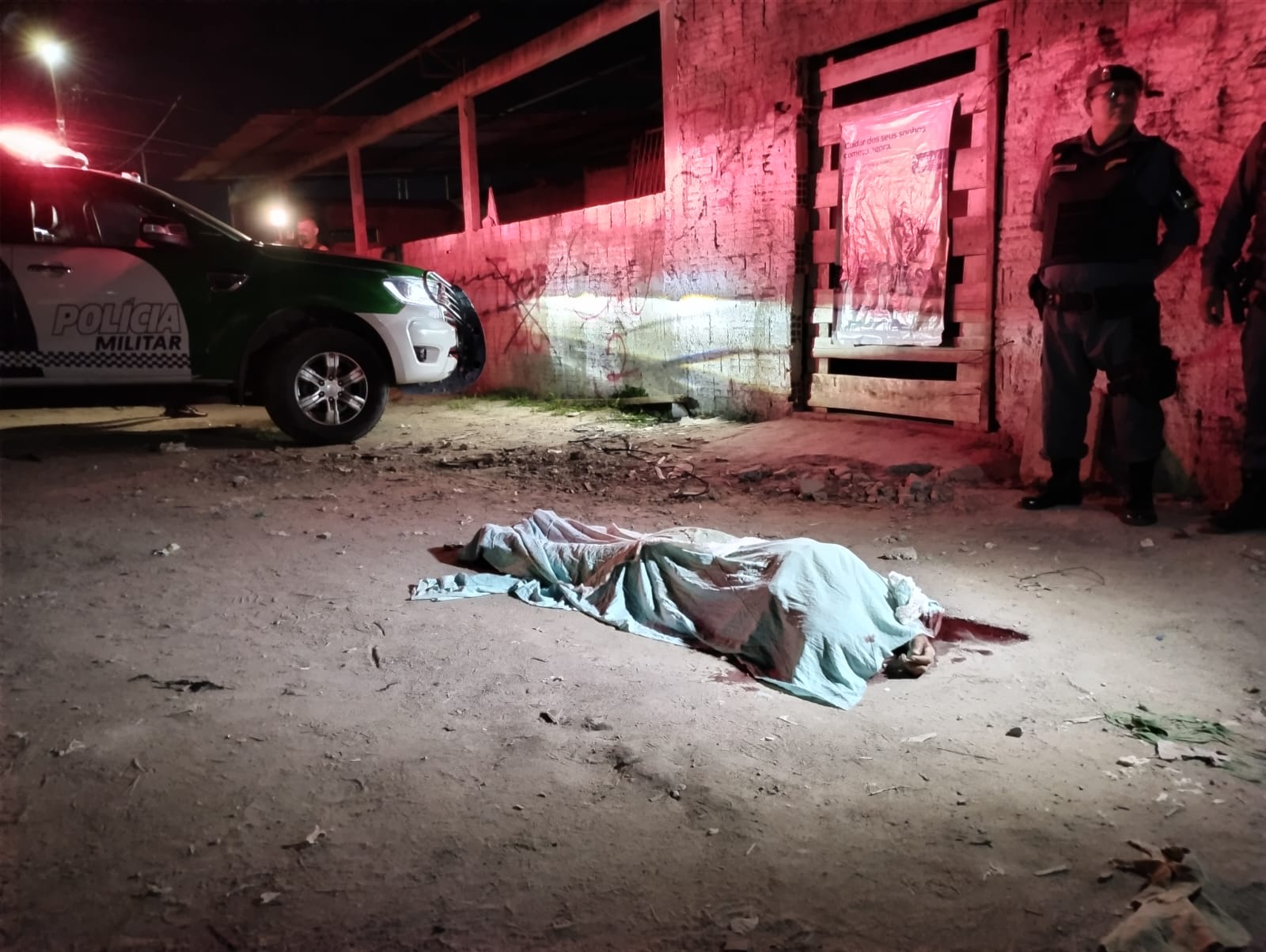 Jovem é assassinado enquanto brincava de papagaio em Manaus