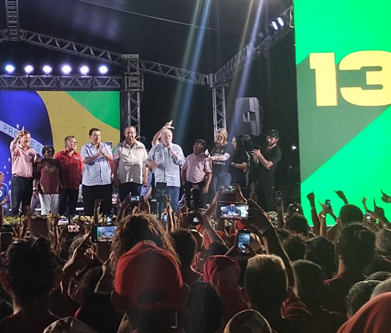 Em Manaus, Lula afirma: 'Não vim fazer motociata, vim na fábrica onde trabalhadores fazem as motocicletas'