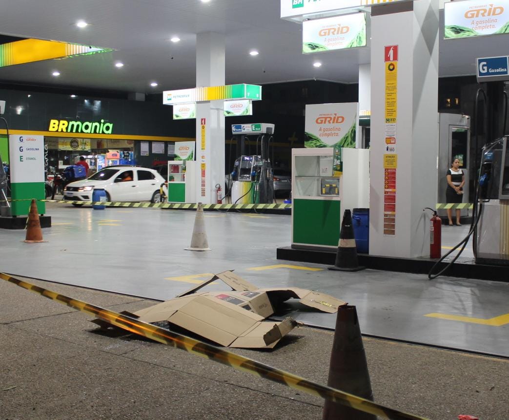 Frentista é executado a tiros em posto de combustível em Manaus