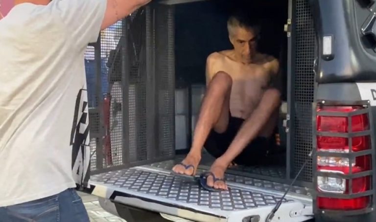 Treinador de clube de futebol é preso suspeito de estuprar crianças em Manaus 