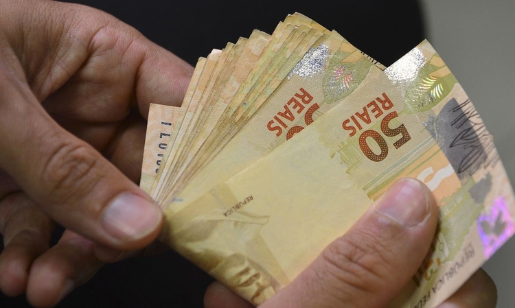 Centrais sindicais apresentam proposta para aumentar o salário mínimo