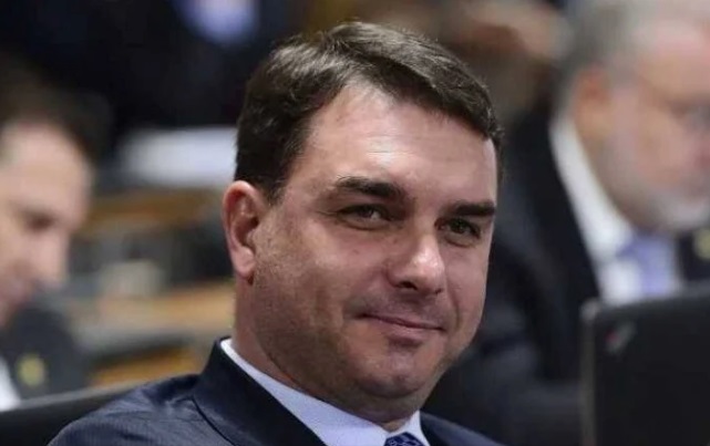 Advogado de Flávio Bolsonaro monta grupo para defender ex-secretário do DF Anderson Torres