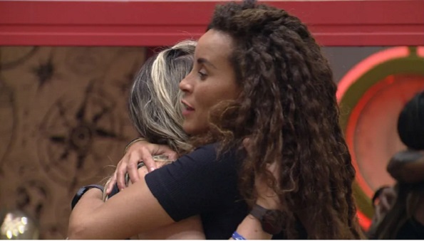 Domitila alfineta Gabriel sobre relacionamento abusivo 'ao vivo' no BBB23; vídeo