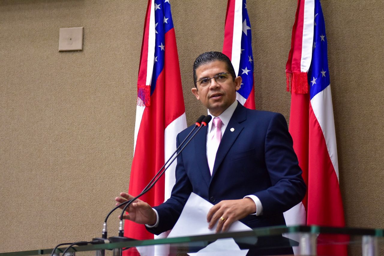 Deputado destaca as principais leis voltadas à proteção das mulheres no Amazonas