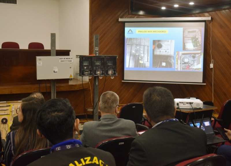 MP pede esclarecimentos da Amazonas Energia sobre medidores aéreos em reunião