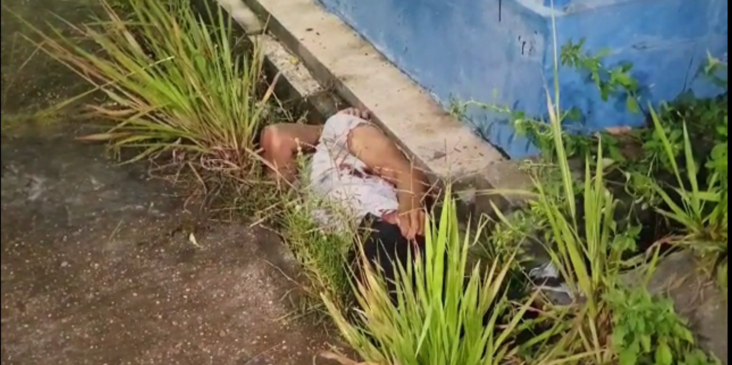Homem é assassinado ao lado de quadra de esportes em Manaus