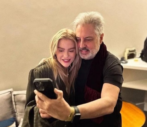 Viúvo de Rita Lee é criticado após publicar foto com Luísa Sonza