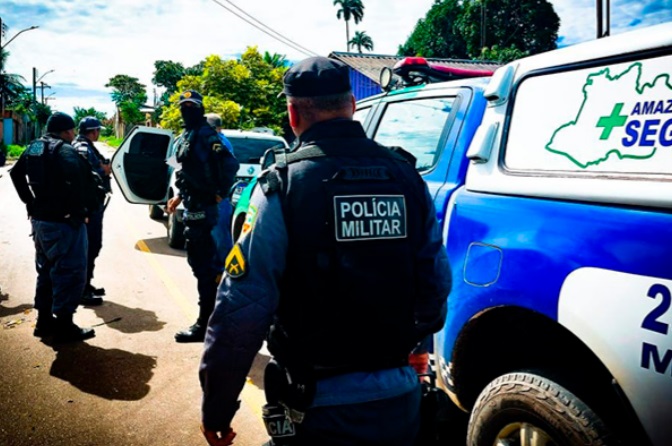 Suspeito é espancado após ser reconhecido por estuprar adolescente em Manaus