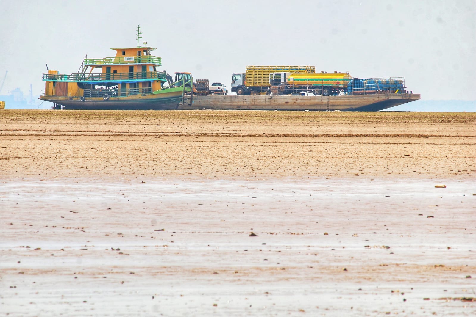 Rio Negro deve secar ainda mais em outubro, aponta CPRM