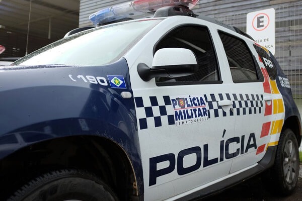 Pastor é preso suspeito de 'negociar' estupro de menina de 10 anos com mãe da menor